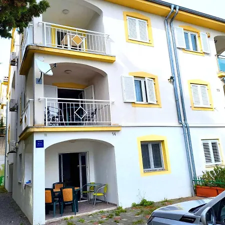Apartment Anna Novi Vinodolski Exterior photo